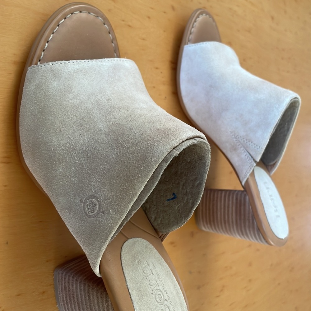 BORN Suede Sandal Heels Genuine Leather Tan Chunky Heel Shoes NWOT Size 7 - Picture 5 of 9